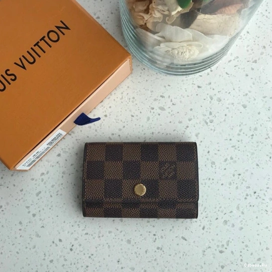 HOLDER VUITTON LOUIS 6 KEY 0101